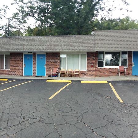 Baw Beese Inn Hillsdale Exterior foto